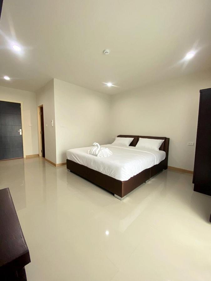 Re Riva Apartman Bangkok Kültér fotó