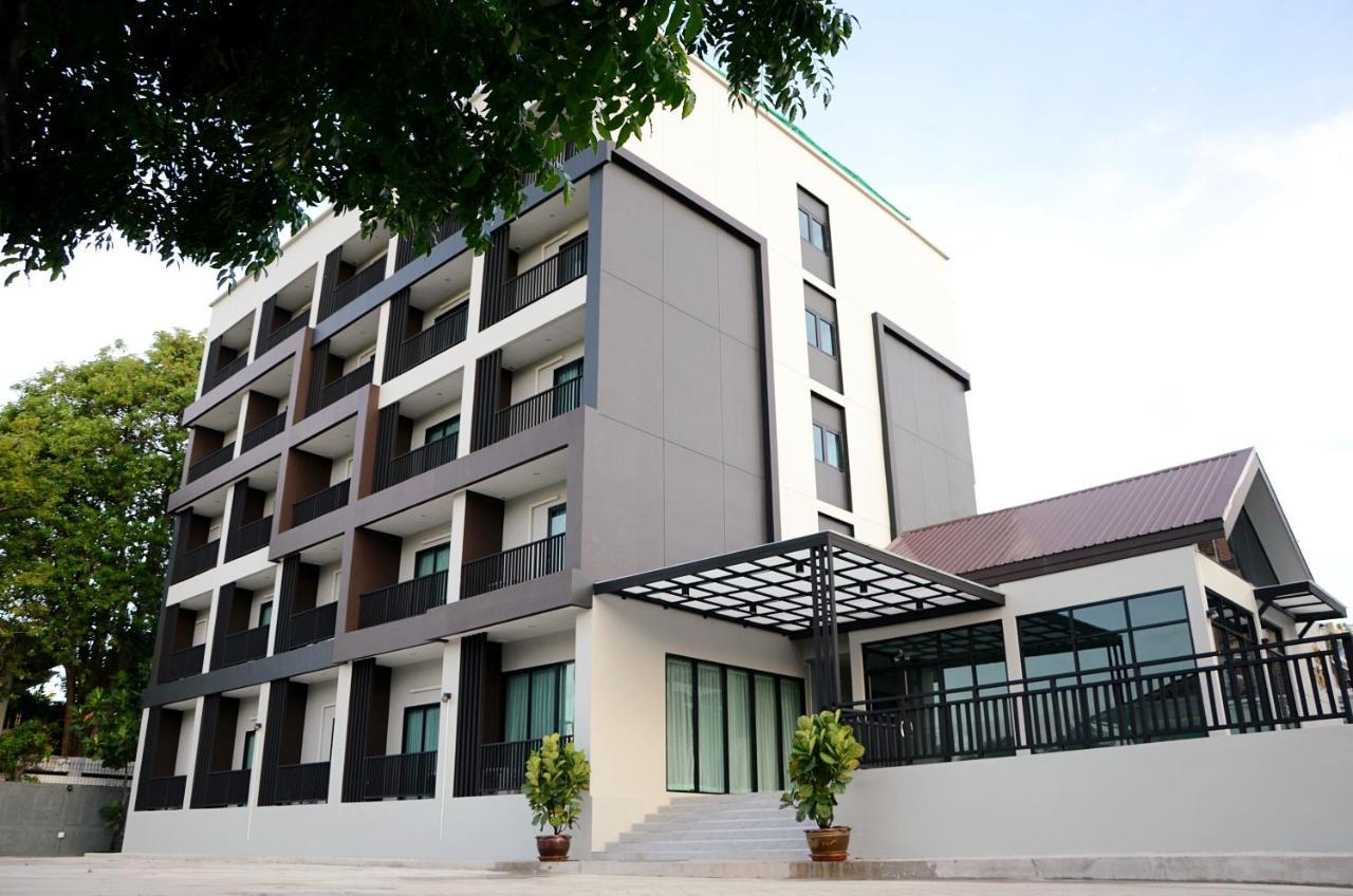 Re Riva Apartman Bangkok Kültér fotó